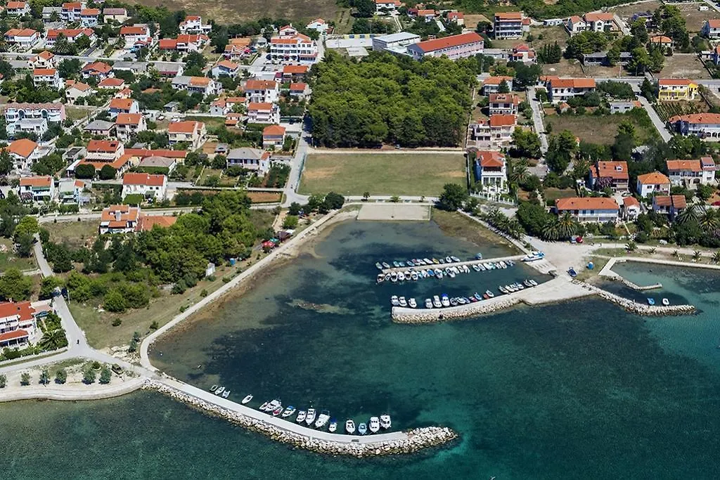 Apartmani Marino Privlaka